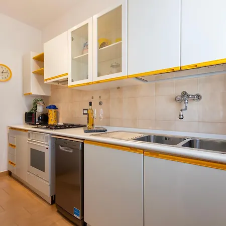 Sardinia Re - Portside 33 アルゲーロ